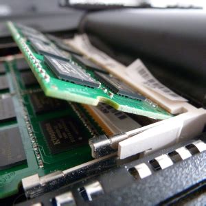 how to check if ram slot is faulty